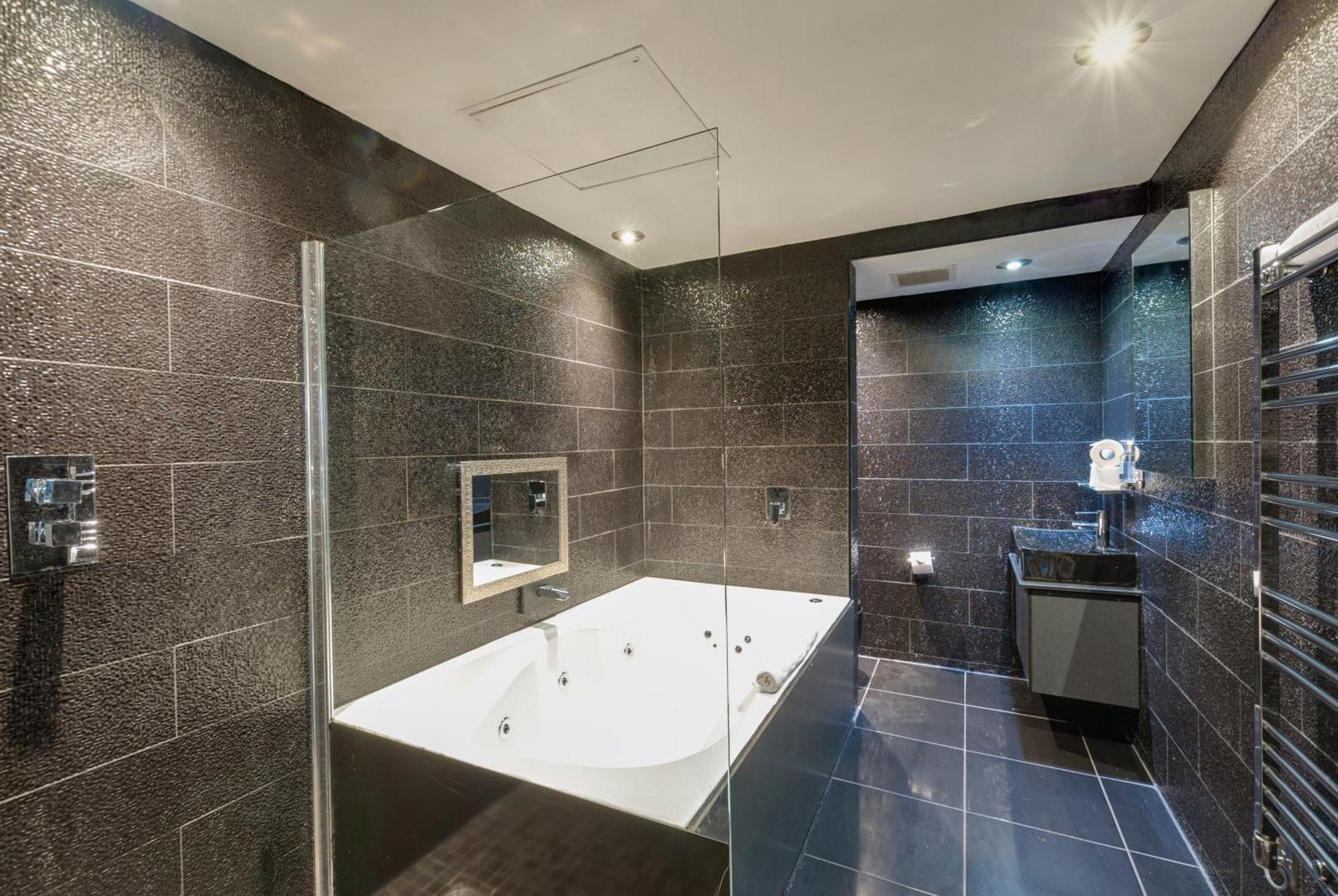 Boutique 56 Hotel ลิเวอร์พูล ภายนอก รูปภาพ